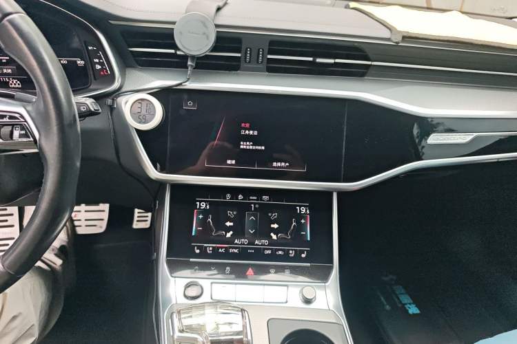 Used Audi A6 2022 allroad quattro Explorer 55 TFSI Prestige Off-Road Model Audio And AC Panel