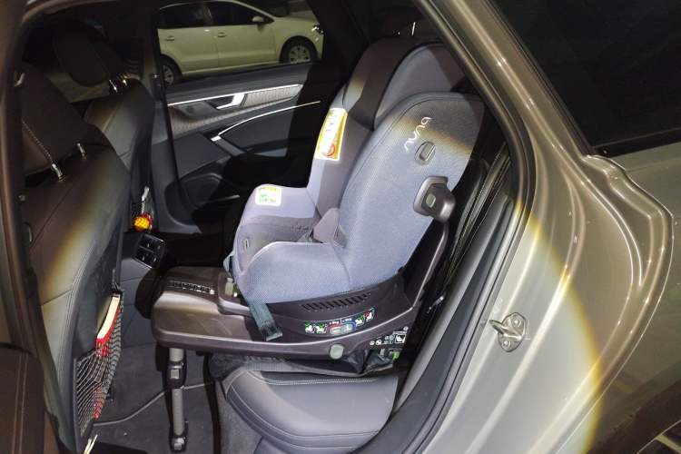 Used Audi A6 2022 Avant Futurist 45 TFSI Prestige Dynamic Edition Left Rear Seat