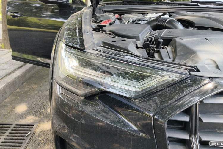 Used Audi A6 2022 allroad quattro Explorer 55 TFSI Prestige Off-Road Model Right Front Headlight