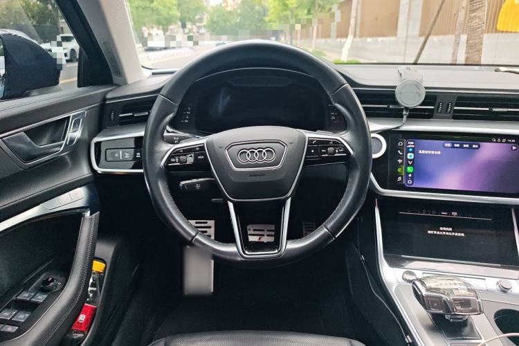 Used Audi A6 2022 allroad quattro Explorer 55 TFSI Prestige Off-Road Model Steering Wheel