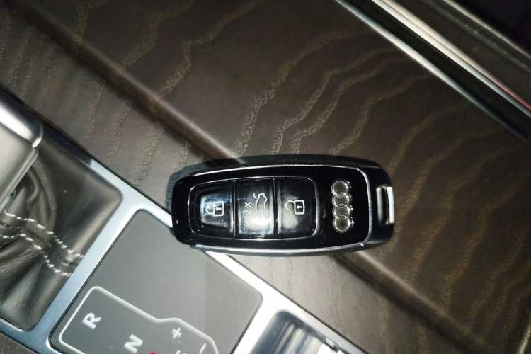 Used Audi A6 2022 Avant Futurist 45 TFSI Prestige Dynamic Edition Vehicle Key