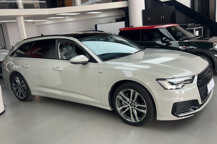 Used Audi A6 2022 Avant Futurist 45 TFSI Prestige Dynamic Edition Exterior 3