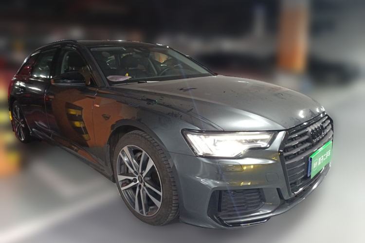 Used Audi A6 2022 Avant Futurist 45 TFSI Prestige Dynamic Edition Front Right 45 Deg