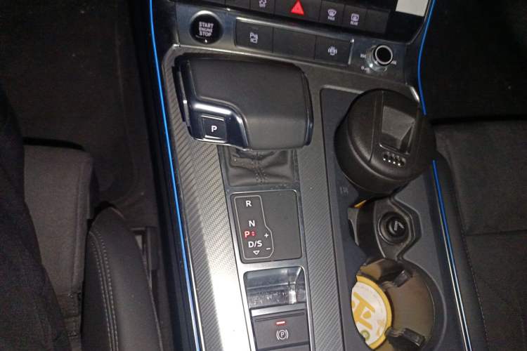 Used Audi A6 2022 Avant Futurist 45 TFSI Prestige Dynamic Edition Gear Lever