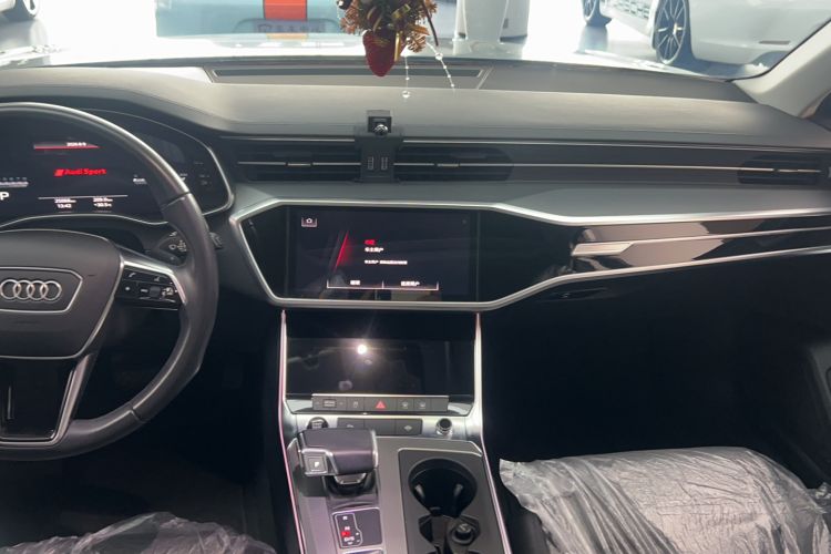 Used Audi A6 2022 Avant Futurist 45 TFSI Prestige Dynamic Edition Interior 2