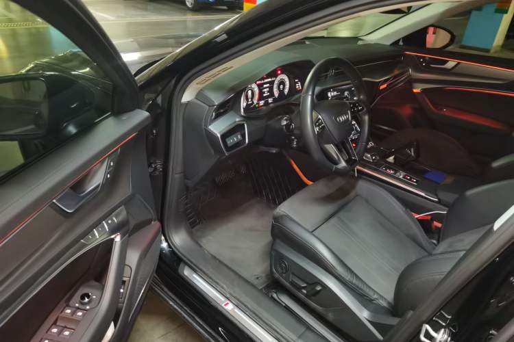 Used Audi A6 2023 Avant Futurist 45 TFSI Prestige Dynamic Edition Driver Seat
