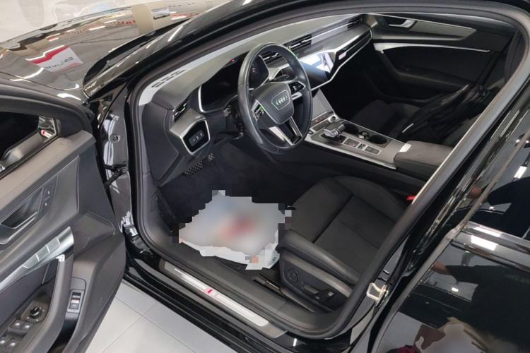 Used Audi A6 2023 Avant Futurist 45 TFSI Prestige Dynamic Edition Driver Seat