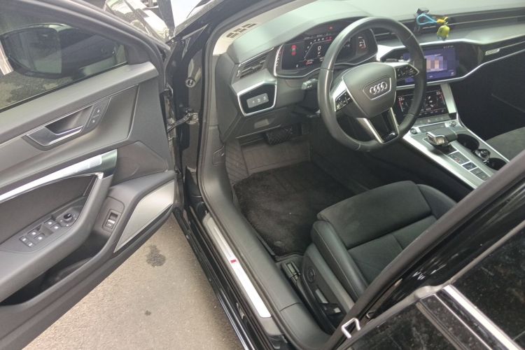 Used Audi A6 2023 Avant Futurist 45 TFSI Prestige Dynamic Edition Driver Seat