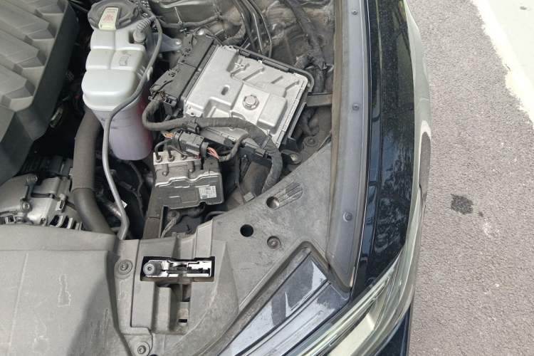 Used Audi A6 2023 Avant Futurist 45 TFSI Prestige Dynamic Edition Engine Bay Left