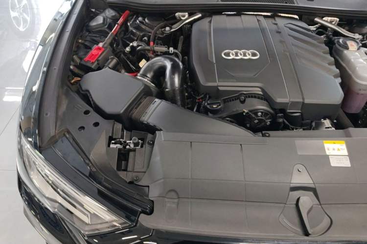 Used Audi A6 2023 Avant Futurist 45 TFSI Prestige Dynamic Edition Engine Bay Right