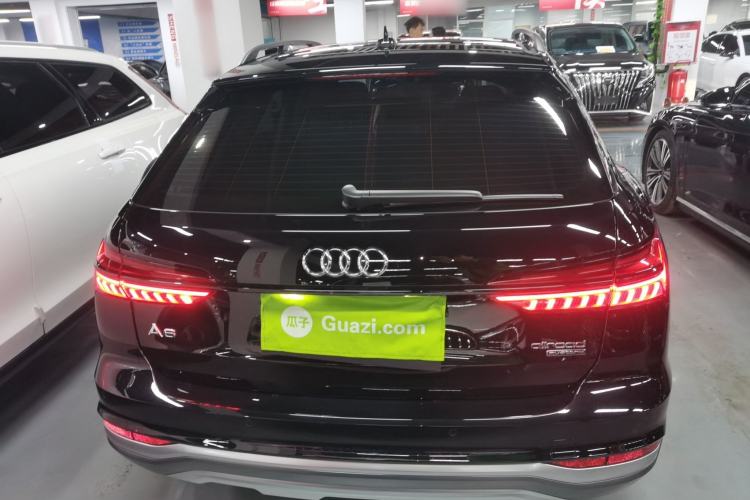 Used Audi A6 2023 allroad quattro 55 TFSI Prestige Off-Road Model Exterior 4