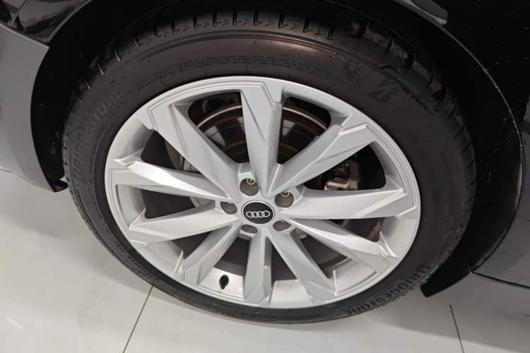 Used Audi A6 2023 allroad quattro 55 TFSI Explorer Edition Exterior 5
