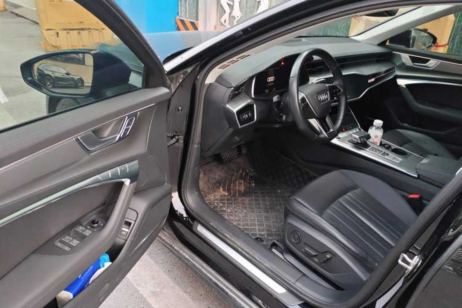 Used Audi A6 2023 allroad quattro 55 TFSI Prestige Off-Road Model Interior 3