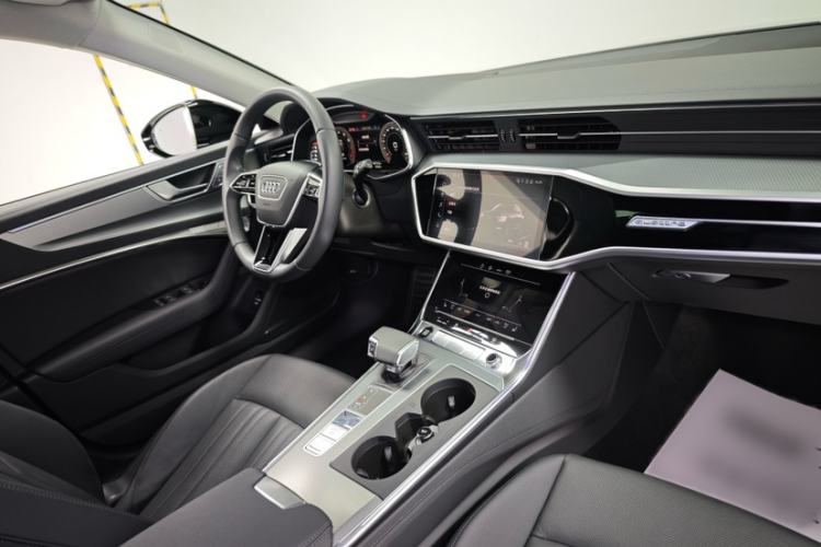 Used Audi A6 2023 allroad quattro 55 TFSI Explorer Edition Interior 5