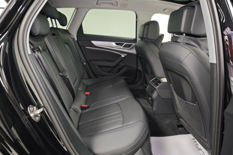 Used Audi A6 2023 allroad quattro 55 TFSI Explorer Edition Interior 9