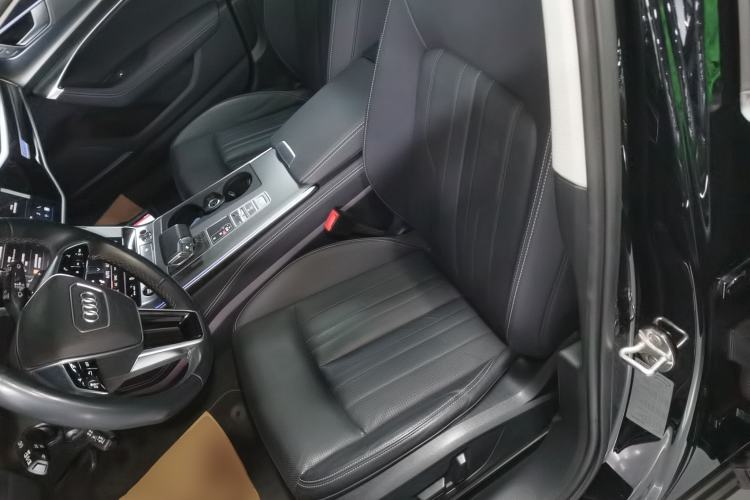 Used Audi A6 2023 allroad quattro 55 TFSI Prestige Off-Road Model Left Front Seat