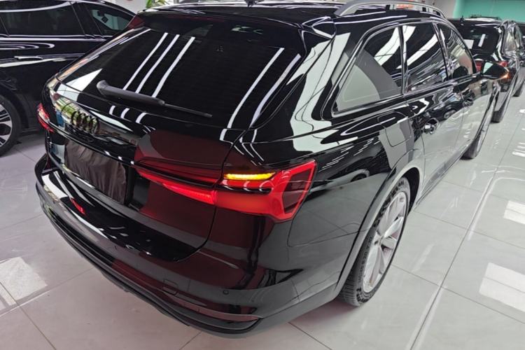 Used Audi A6 2023 allroad quattro 55 TFSI Prestige Off-Road Model Rear Right 45 Deg
