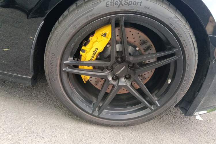 Used Audi A6 2023 Avant Futurist 45 TFSI Prestige Dynamic Edition Right Front Wheel Hub
