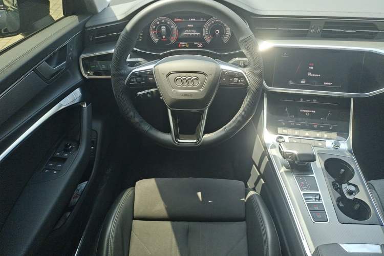 Used Audi A6 2023 Avant Futurist 45 TFSI Prestige Dynamic Edition Steering Wheel