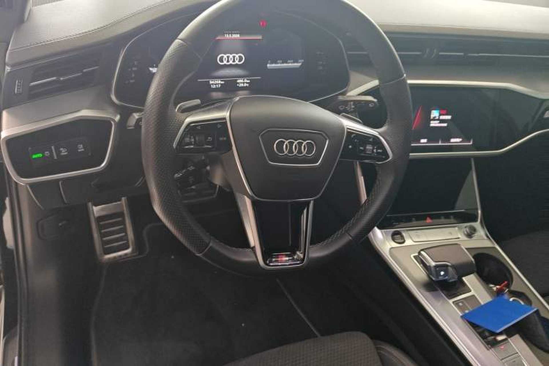 Used Audi A6 2023 Avant 45 TFSI Grand Explorer Edition Steering Wheel