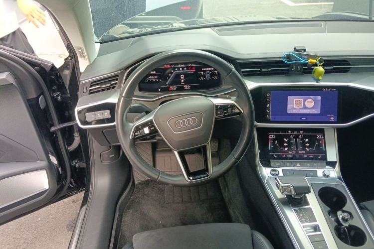 Used Audi A6 2023 Avant Futurist 45 TFSI Prestige Dynamic Edition Steering Wheel