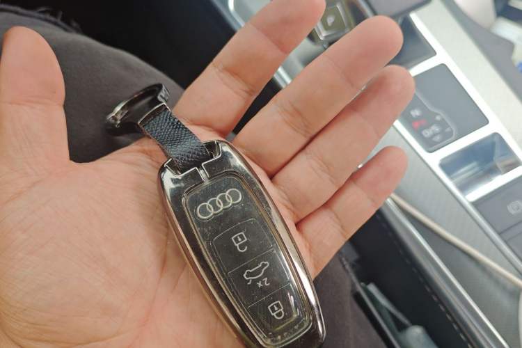 Used Audi A6 2023 Avant Futurist 45 TFSI Prestige Dynamic Edition Vehicle Key