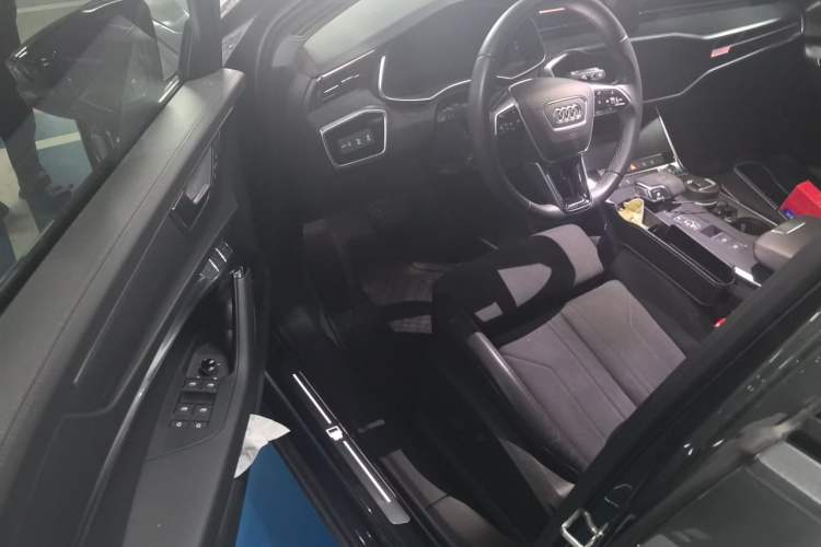 Used Audi A6 2023 Avant Futurist 45 TFSI Prestige Dynamic Edition Driver Seat