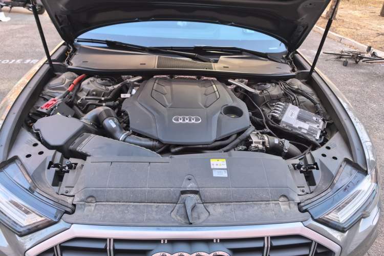 Used Audi A6 2023 allroad quattro 55 TFSI Prestige Off-Road Model Engine Bay
