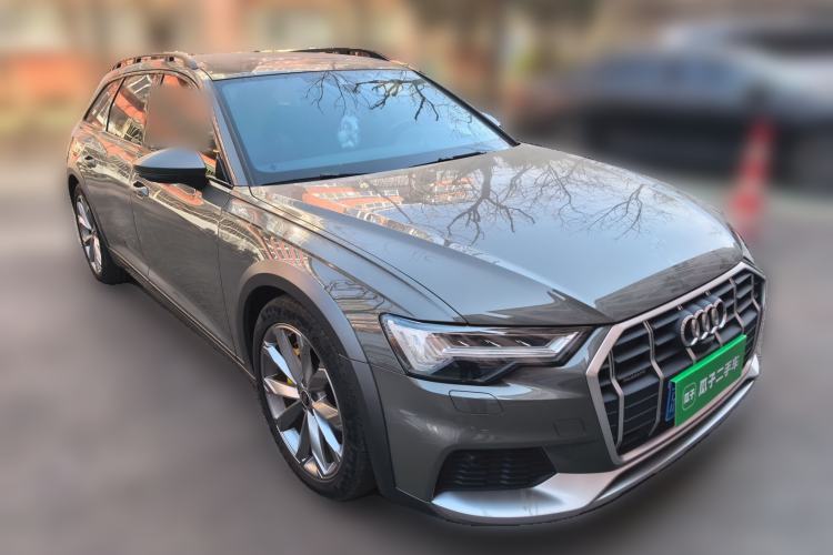 Used Audi A6 2023 allroad quattro 55 TFSI Prestige Off-Road Model Front Right 45 Deg