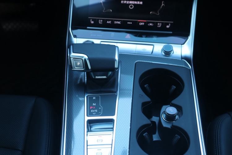 Used Audi A6 2023 allroad quattro 55 TFSI Prestige Off-Road Model Gear Lever