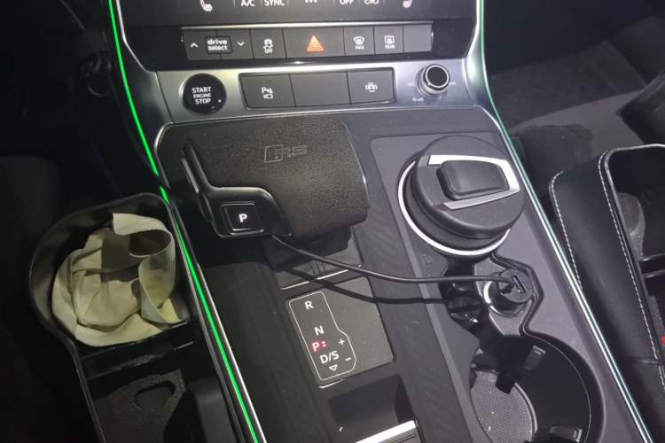 Used Audi A6 2023 Avant Futurist 45 TFSI Prestige Dynamic Edition Gear Lever