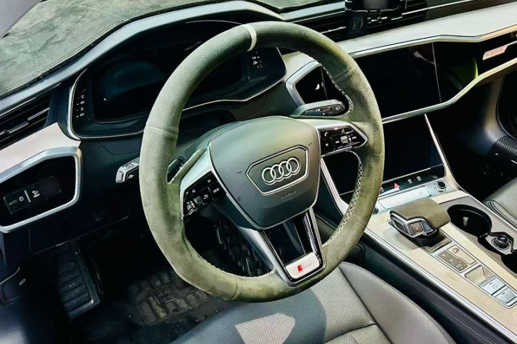 Used Audi A6 2023 allroad quattro 55 TFSI Prestige Off-Road Model Interior 5
