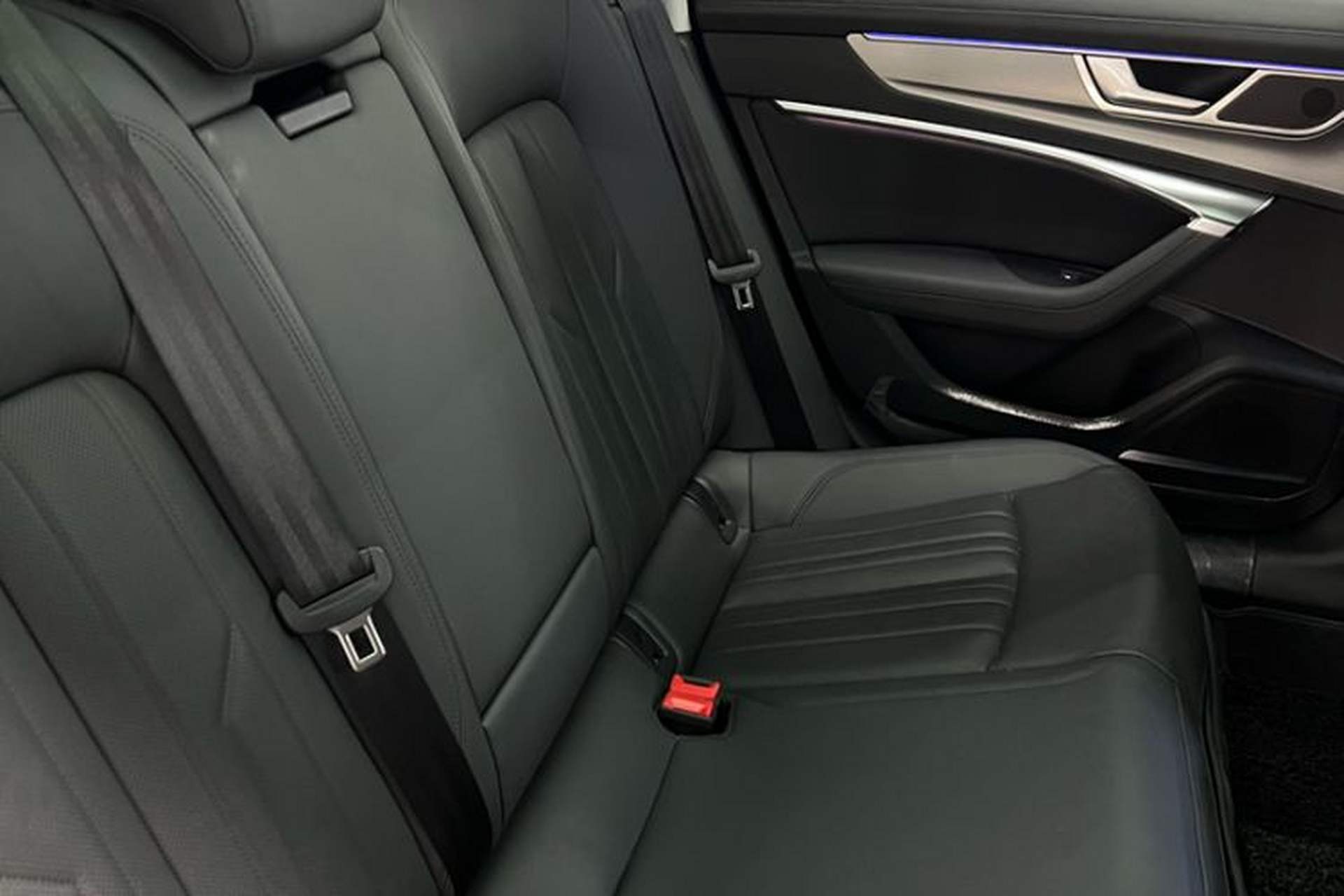 Used Audi A6 2023 allroad quattro 55 TFSI Prestige Off-Road Model Interior 9