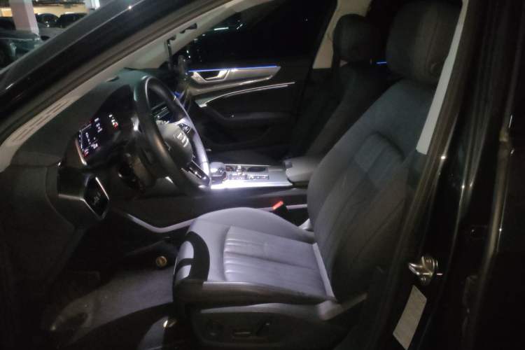 Used Audi A6 2023 allroad quattro 55 TFSI Prestige Off-Road Model Left Front Seat