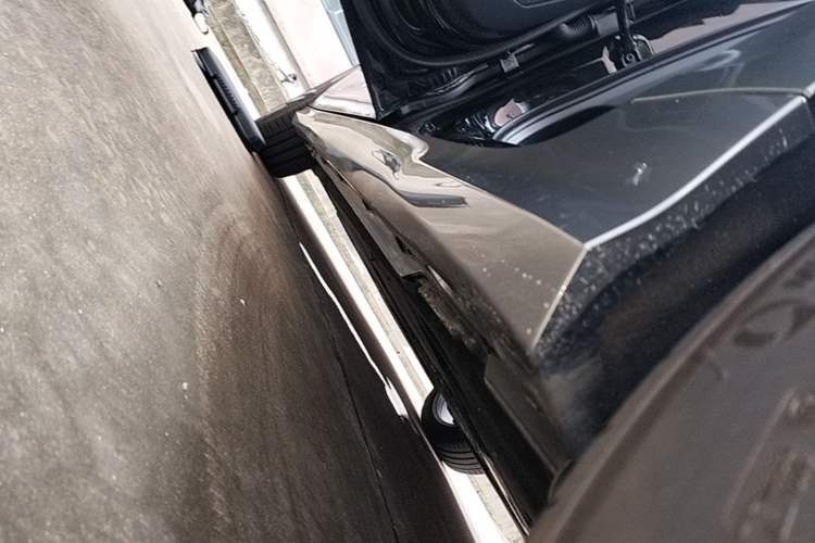 Used Audi A6 2023 Avant Futurist 45 TFSI Prestige Dynamic Edition Left Side Sill