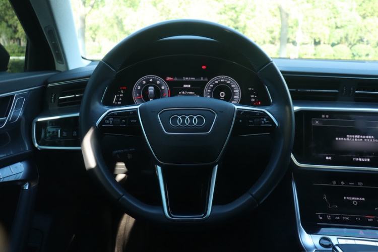 Used Audi A6 2023 allroad quattro 55 TFSI Prestige Off-Road Model Steering Wheel