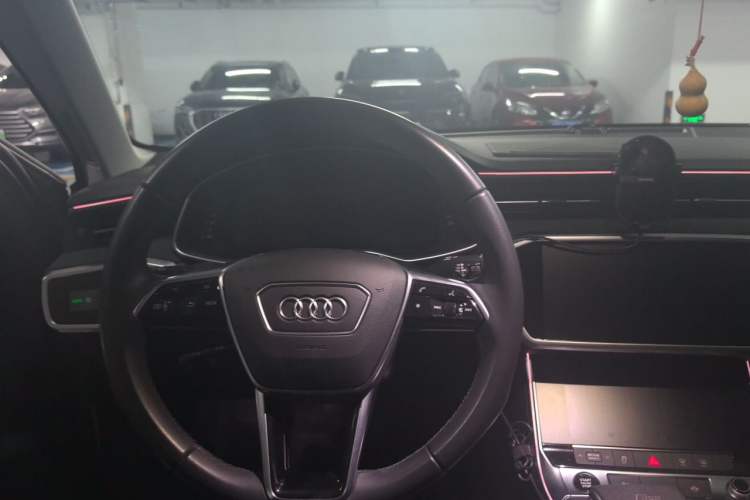 Used Audi A6 2023 Avant Futurist 45 TFSI Prestige Dynamic Edition Steering Wheel