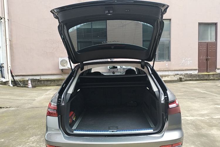 Used Audi A6 2023 Avant Futurist 45 TFSI Prestige Dynamic Edition Trunk