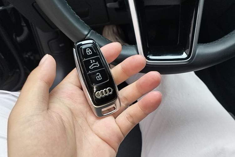 Used Audi A6 2023 Avant Futurist 45 TFSI Prestige Dynamic Edition Vehicle Key