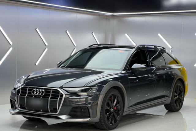 Used Audi A6 2023 allroad quattro 55 TFSI Prestige Off-Road Model