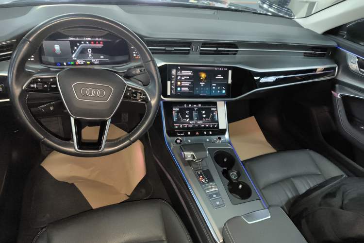 Used Audi A6 2024 allroad quattro 55 TFSI Prestige Off-Road Model Audio And AC Panel