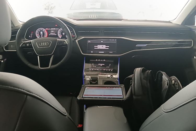 Used Audi A6 2024 allroad quattro 55 TFSI Prestige Off-Road Model Center Console