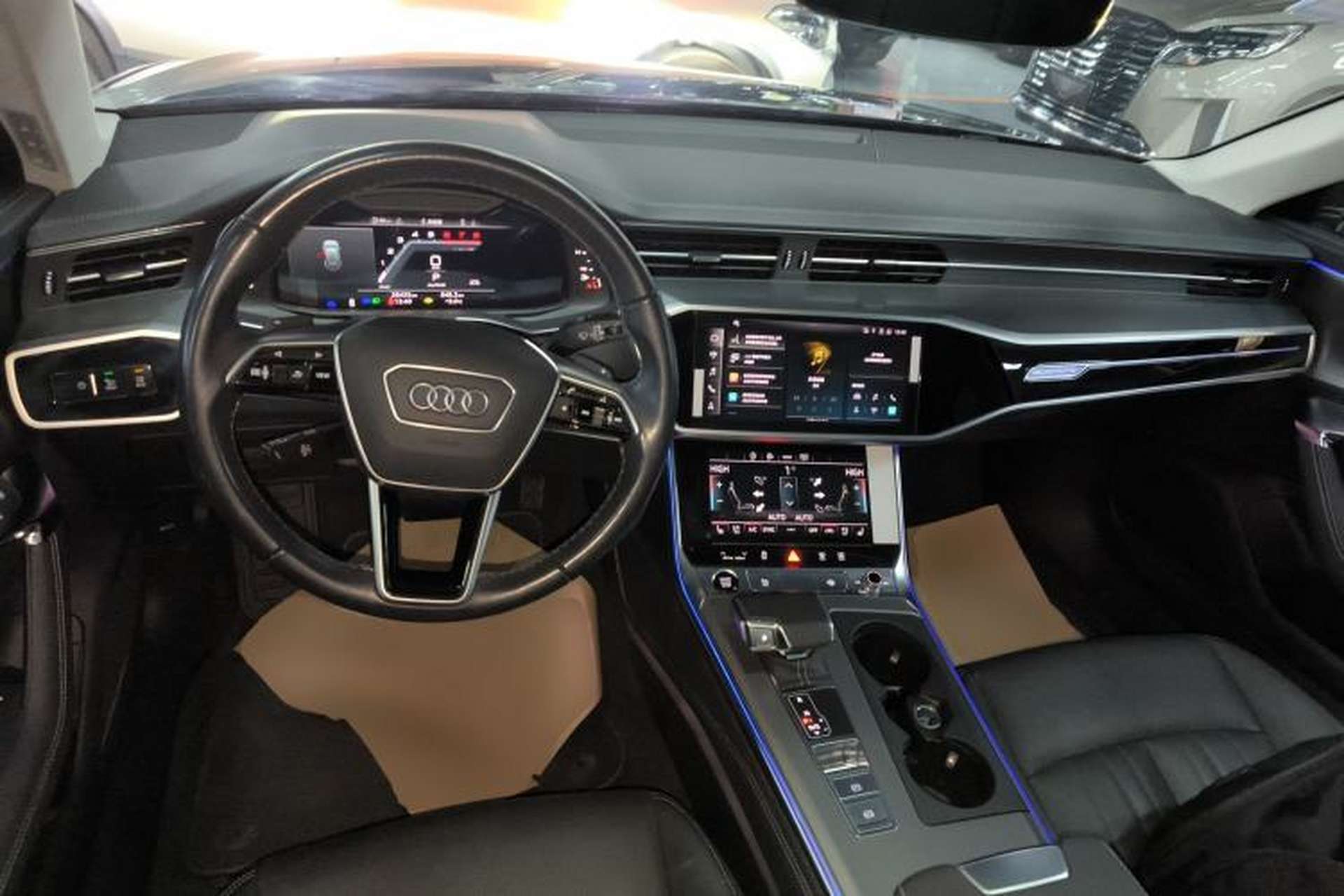 Used Audi A6 2024 allroad quattro 55 TFSI Prestige Off-Road Model Center Console