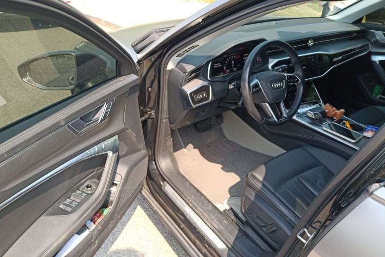 Used Audi A6 2024 allroad quattro 55 TFSI Prestige Off-Road Model Driver Seat