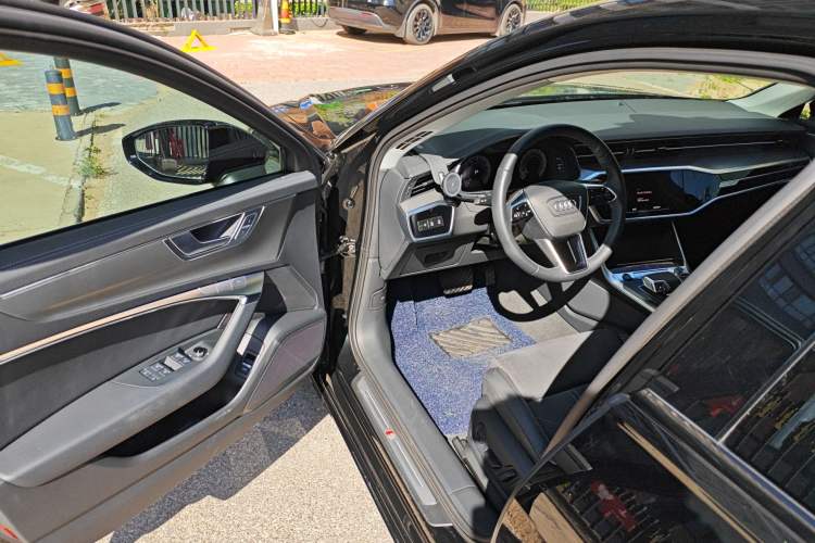 Used Audi A6 2024 Avant Futurist 45 TFSI Prestige Dynamic Edition Driver Seat