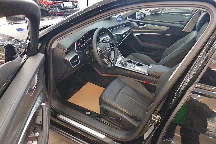 Used Audi A6 2024 allroad quattro 55 TFSI Prestige Off-Road Model Driver Seat
