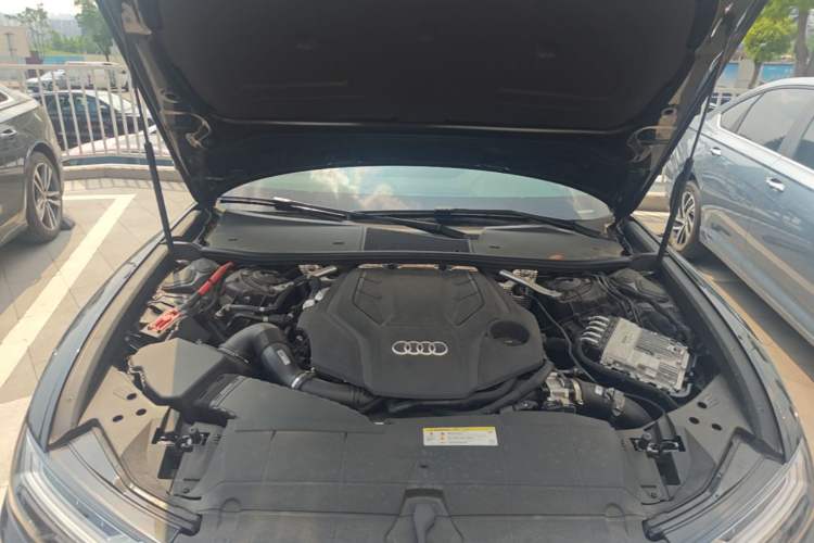Used Audi A6 2024 allroad quattro 55 TFSI Prestige Off-Road Model Engine Bay