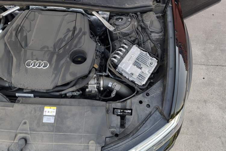 Used Audi A6 2024 allroad quattro 55 TFSI Prestige Off-Road Model Engine Bay Left
