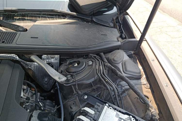 Used Audi A6 2024 allroad quattro 55 TFSI Prestige Off-Road Model Engine Bay Left