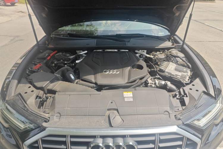 Used Audi A6 2024 allroad quattro 55 TFSI Prestige Off-Road Model Engine Bay